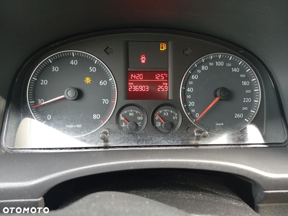 Volkswagen Caddy - 12