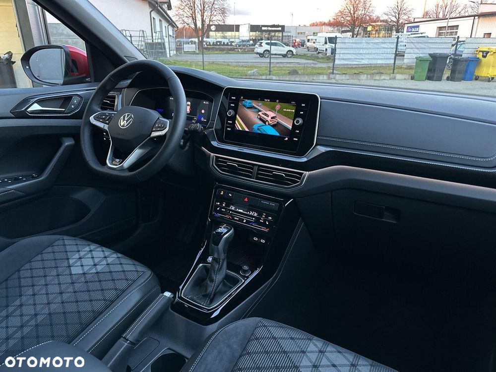 Volkswagen T-Cross - 33