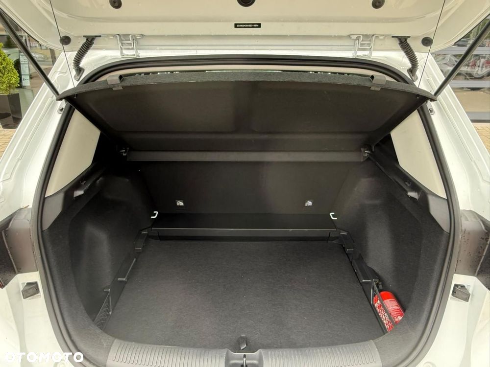 MG ZS Hybrid+ - 15