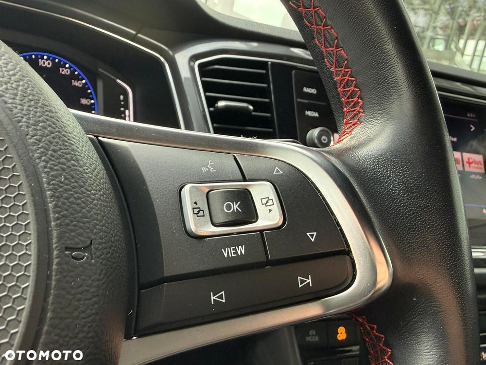 Volkswagen T-Roc 1.5 TSI GPF ACT Premium DSG - 19