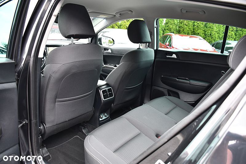 Kia Sportage 1.6 GDI 2WD Black Edition - 19