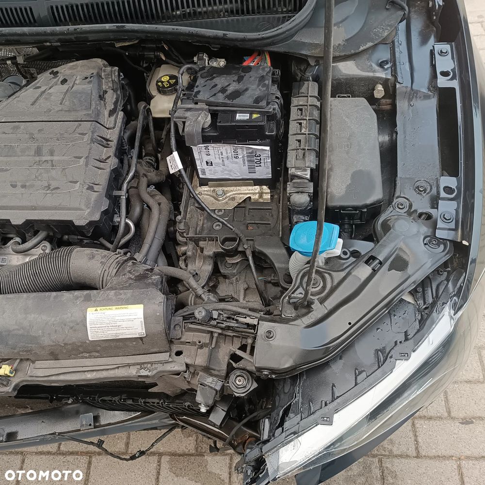 Volkswagen Polo - 7
