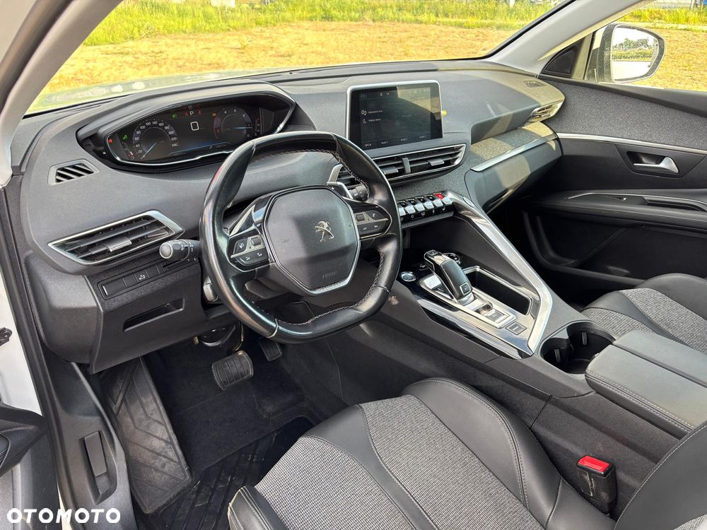 Peugeot 3008 1.5 BlueHDi Allure S&S EAT8 - 14