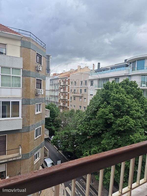 Apartamento T1 para arrendamento - Grande imagem: 2/17