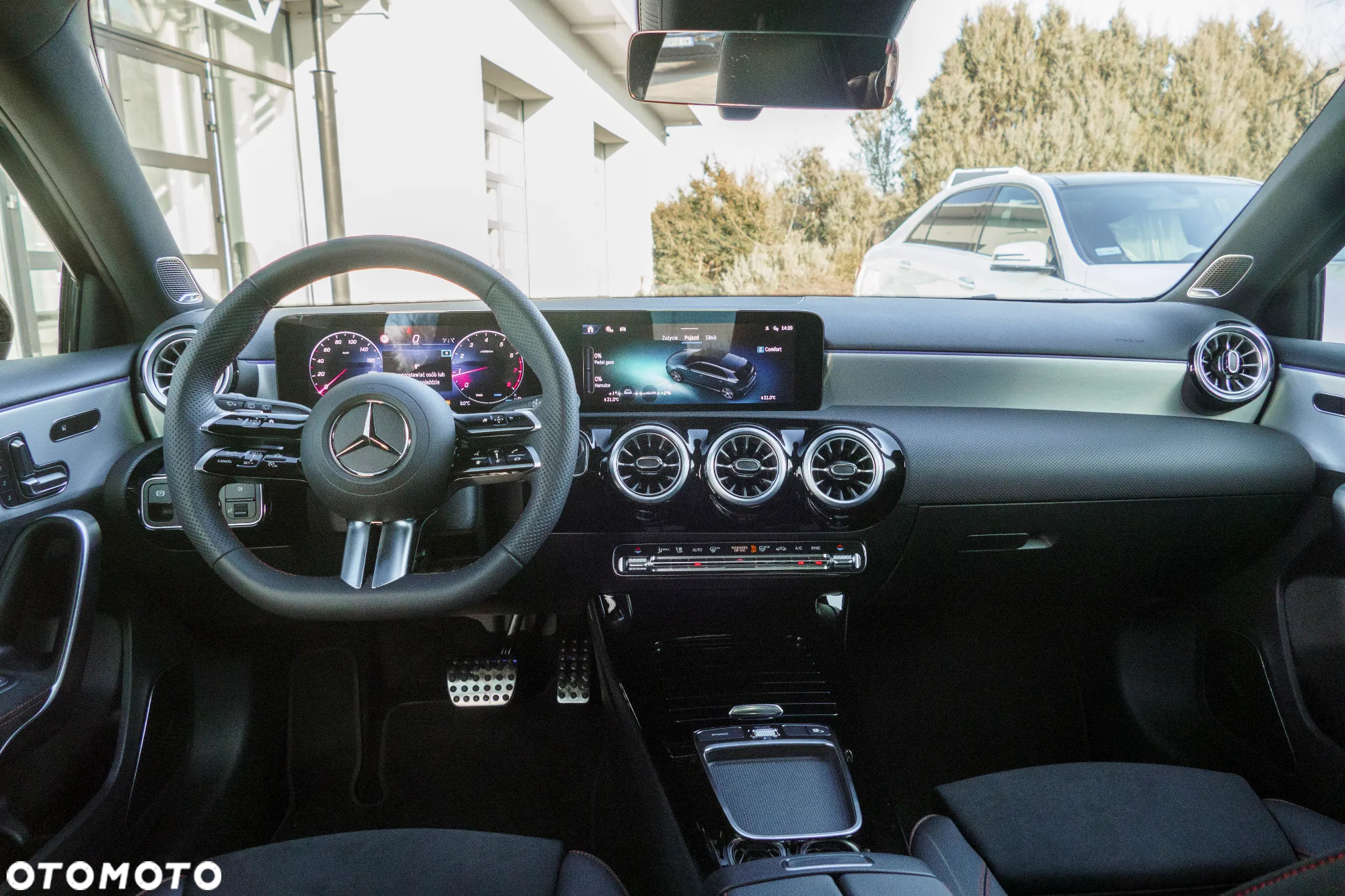 Mercedes-Benz Klasa A 200 AMG Line 7G-DCT - 16