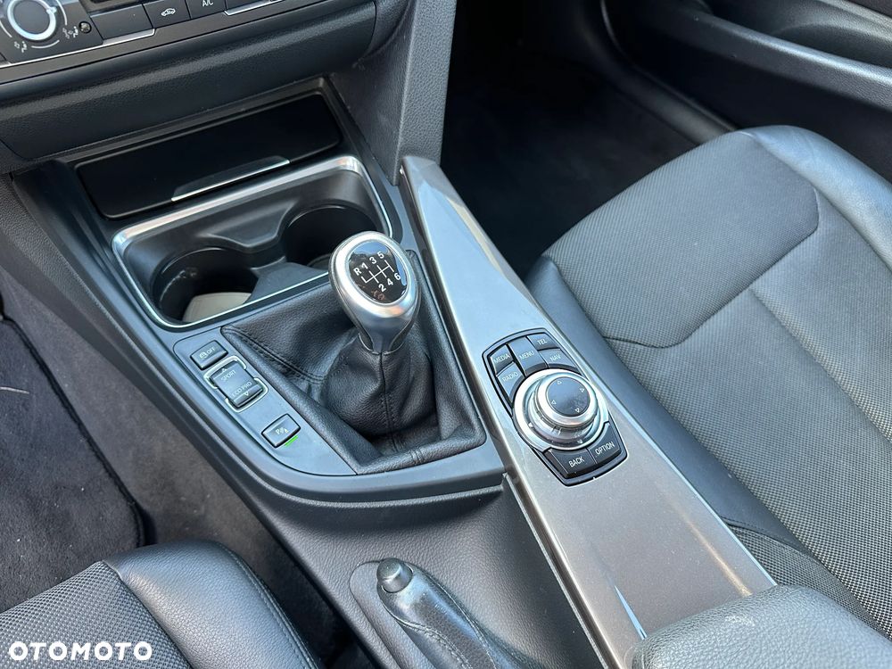 BMW Seria 3 - 16