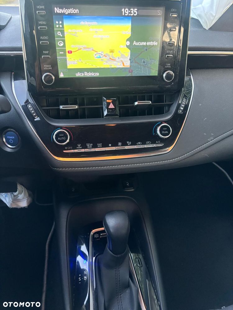Toyota Corolla 2.0 Comfort - 26