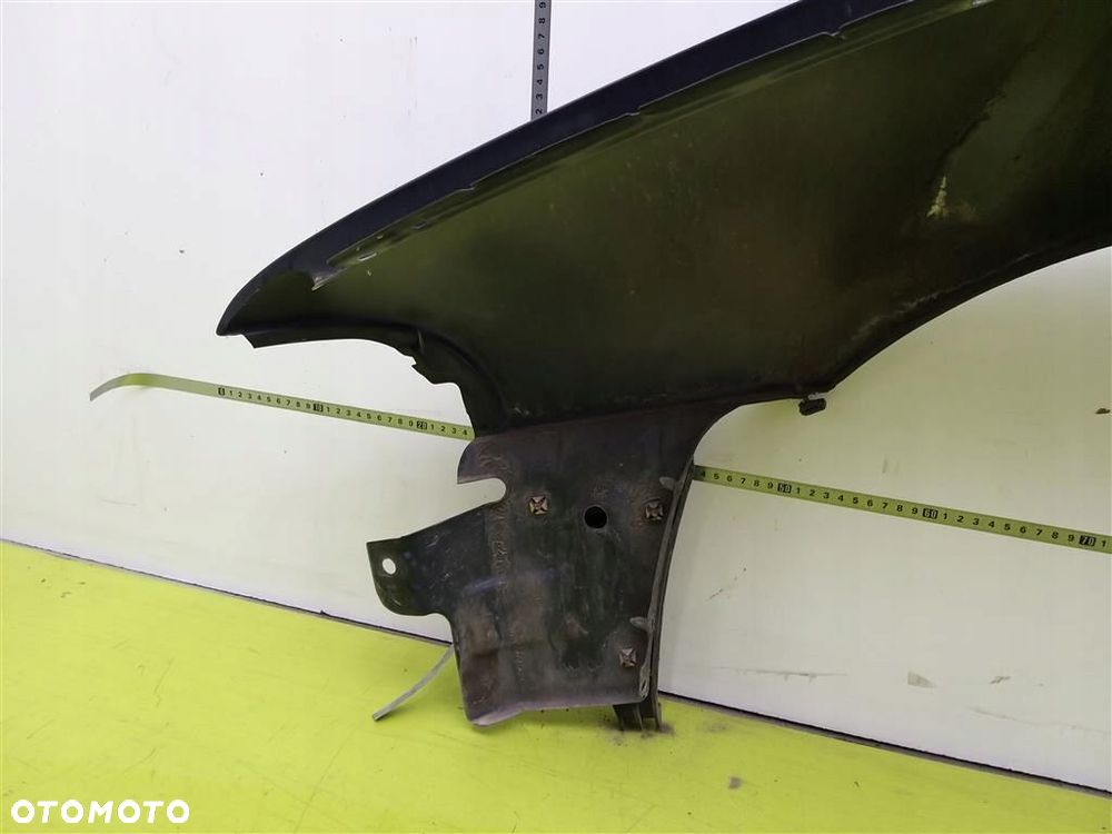 Błotnik przedni prawy Audi A4 B5 1995-1999 R PRZED LIFT NR.LAK: LZ5L - 6