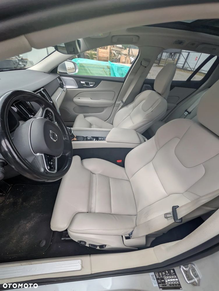 Volvo V60 T4 Inscription - 15