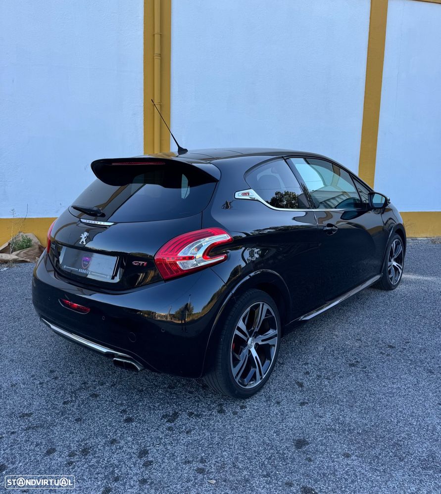 Peugeot 208 GTI 200 THP - 2