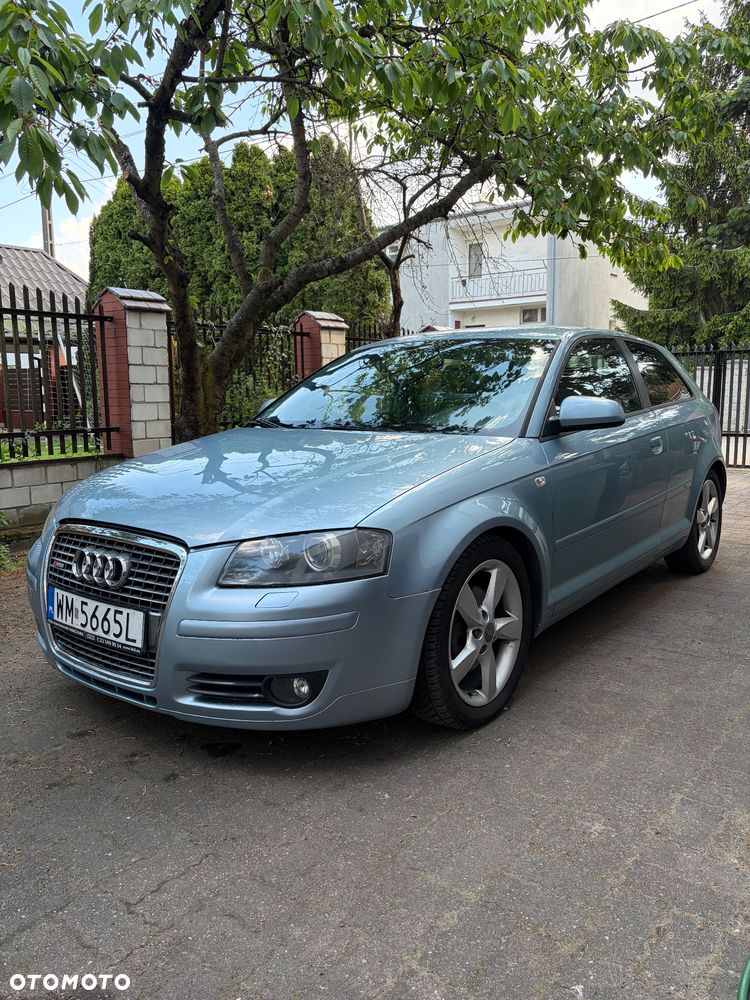 Audi A3 3-drzwiowe 1.6 FSI Ambition - 1