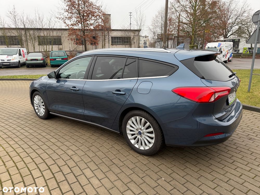 Ford Focus SW 1.0 EcoBoost S&S TITANIUM - 13