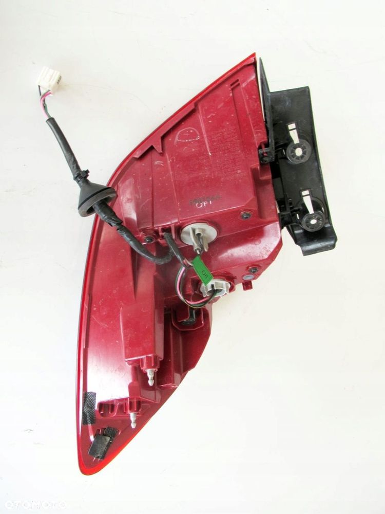 HYUNDAI I30 N LAMPA TYLNA LEWA LED 92401-G4450 - 2