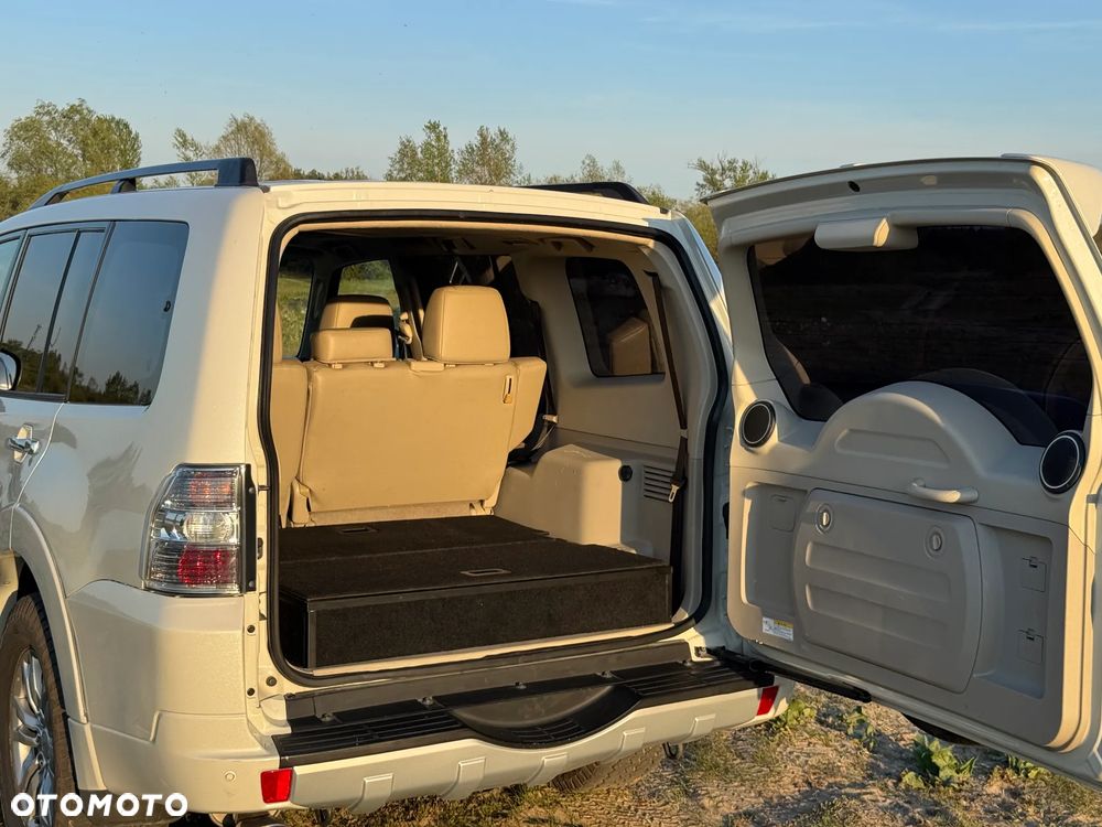 Mitsubishi Pajero - 7