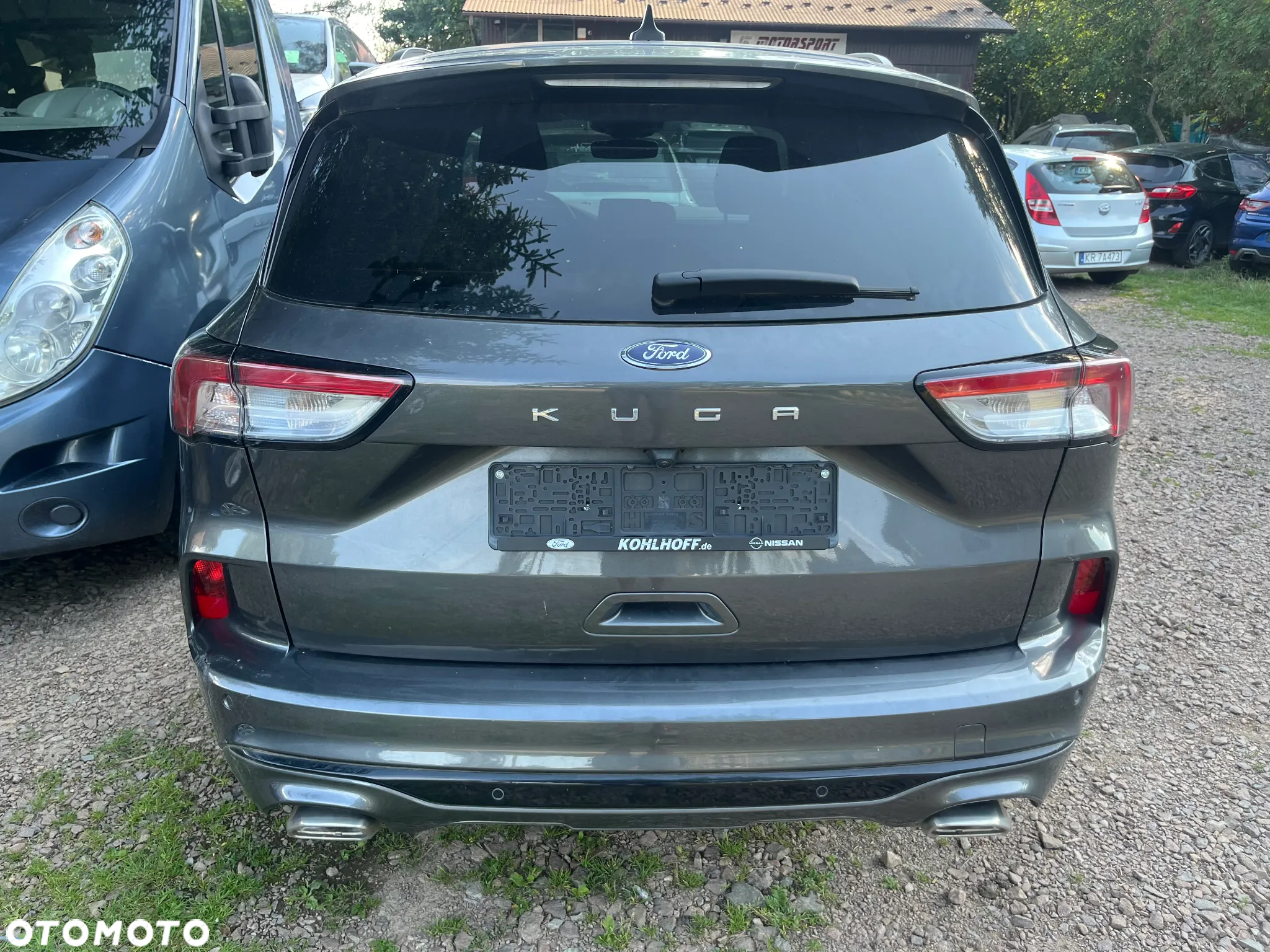 Ford Kuga 1.5 EcoBoost ST-LINE - 4