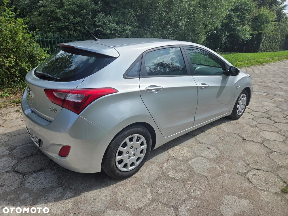 Hyundai i30 1.4 Premium - 3