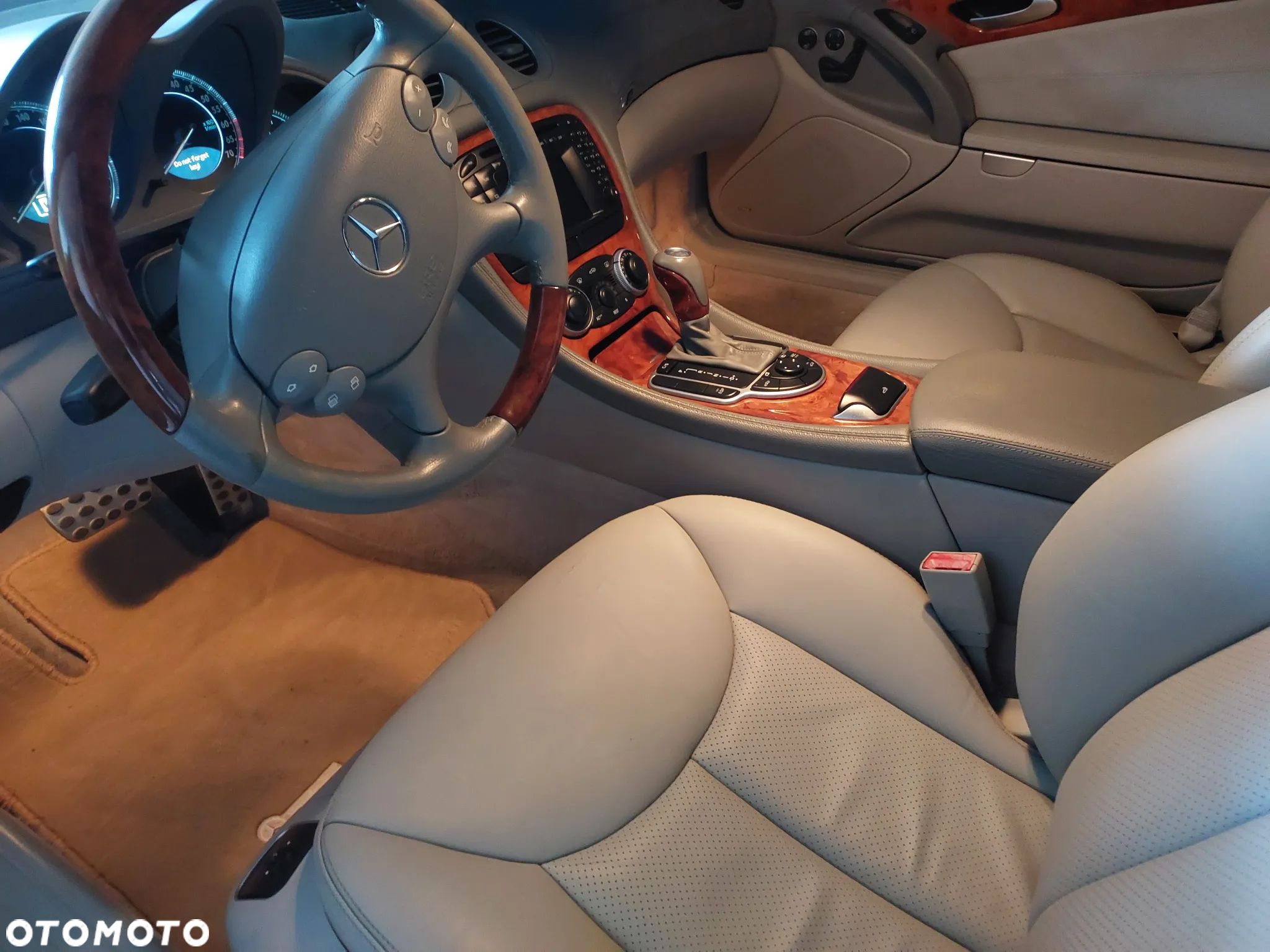 Mercedes-Benz SL 500 - 16