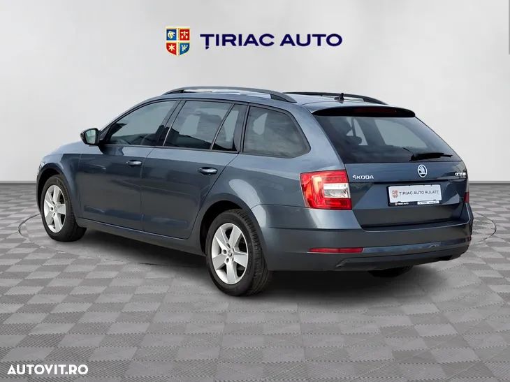 Skoda Octavia Combi Diesel 1.6 TDI DSG Ambition - 4