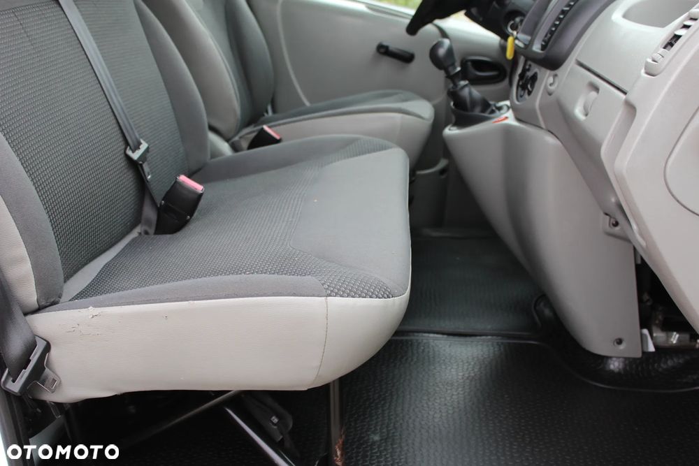 Opel Vivaro - 16
