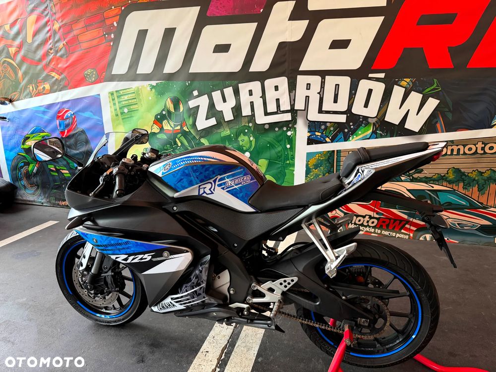 Yamaha YZF - 18