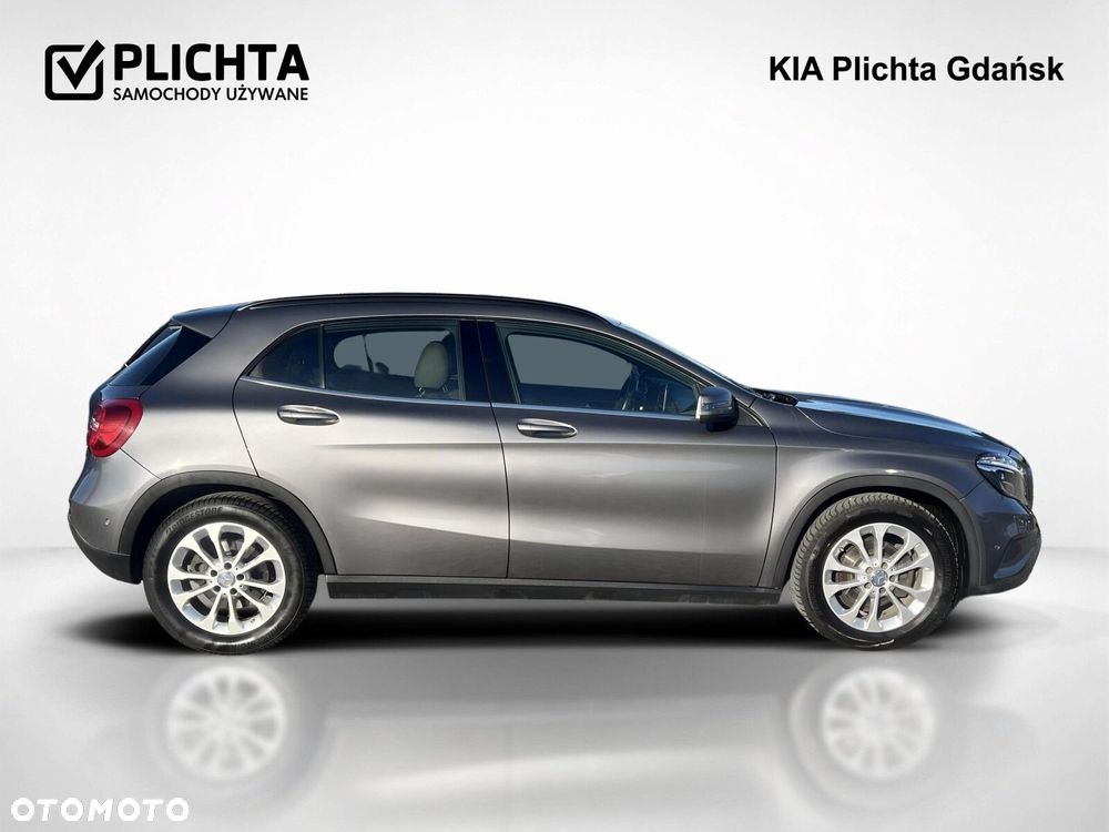 Mercedes-Benz GLA - 5