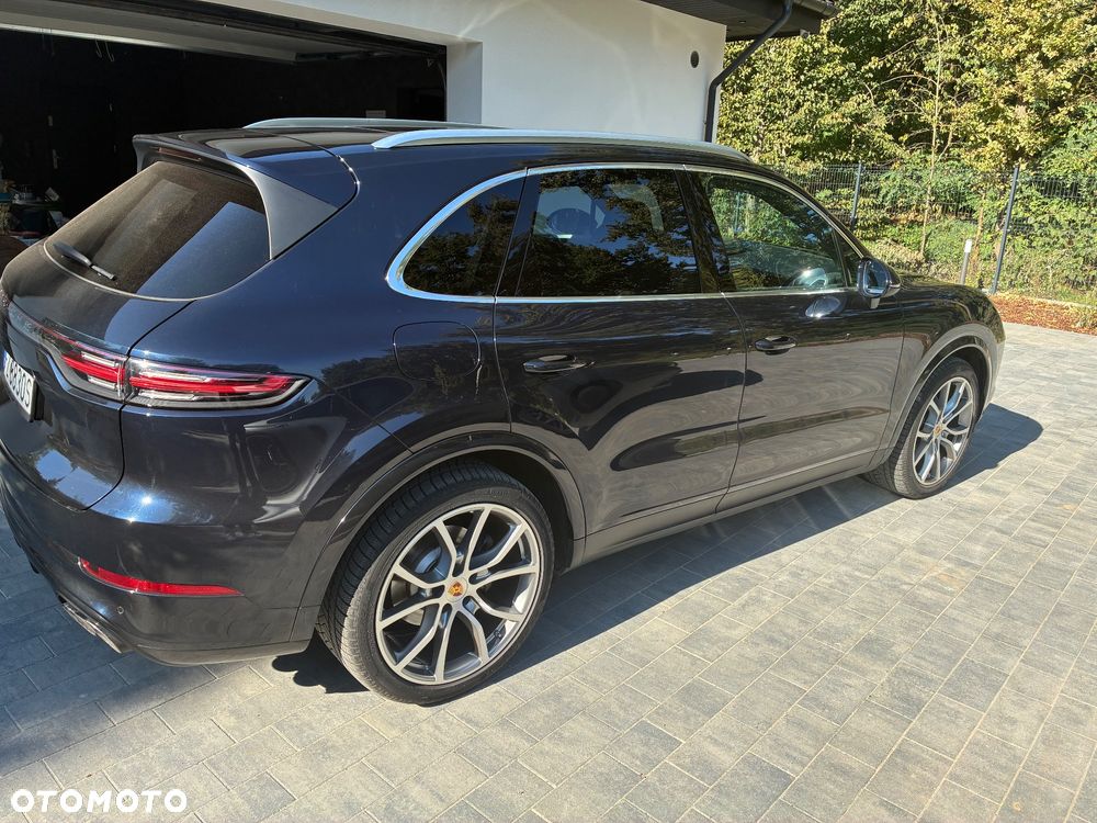 Porsche Cayenne - 8