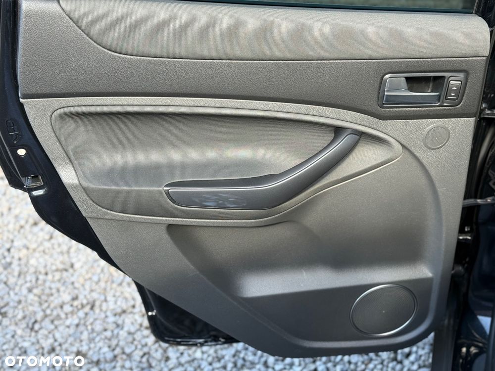 Ford Kuga 2.0 TDCi 4x4 SYNC - 25