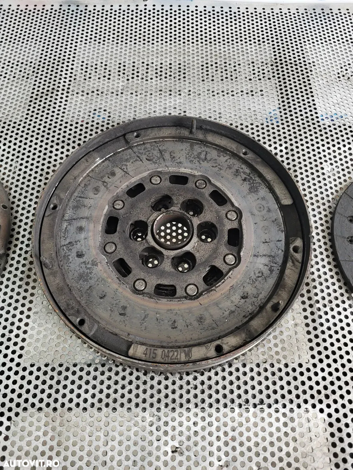 Kit Ambreiaj Volanta Masa Dubla Alfa Romeo 2.4 Jtd An 2005-2006-2007-2008-2009-2010-2011 Cod 4150422 - 5