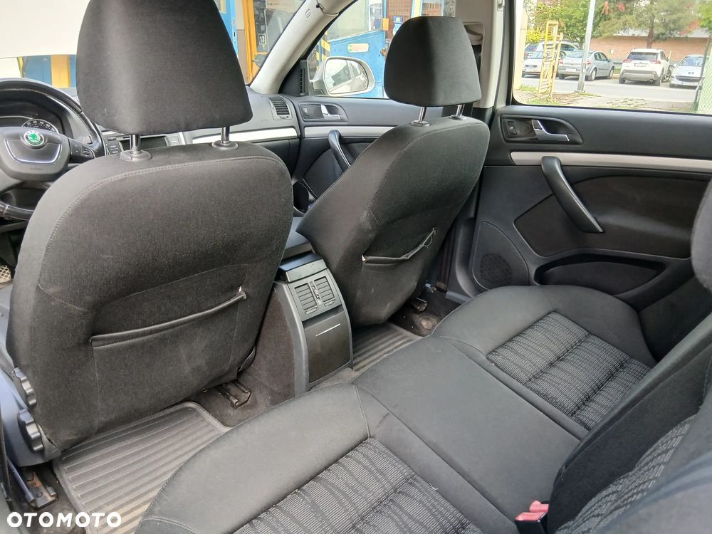 Skoda Octavia 2.0 TDI Elegance - 8