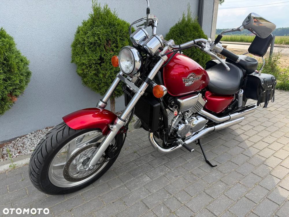 Honda VF - 40