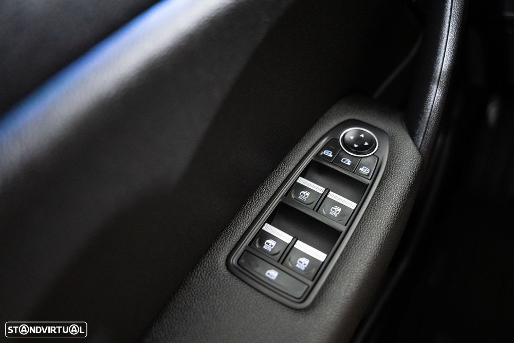 Renault Captur 1.0 TCe Intens - 15