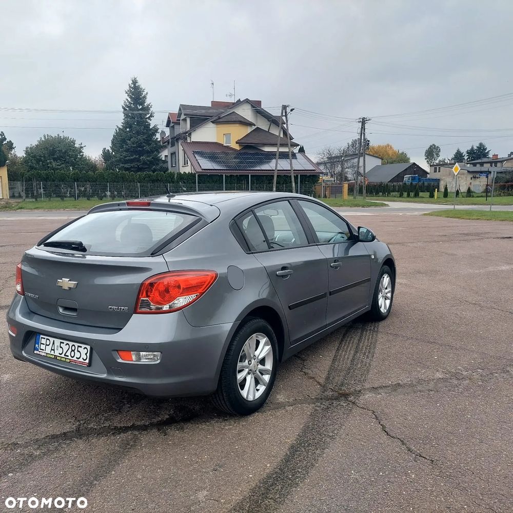 Chevrolet Cruze 1.6 LT+ - 7