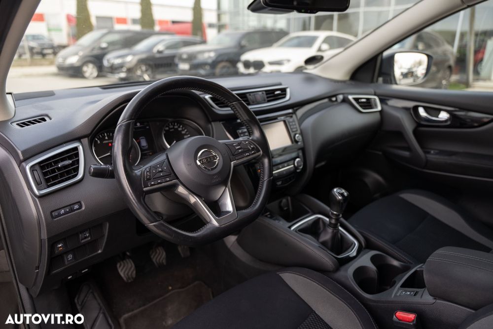 Nissan Qashqai 1.6 DIG-T N-Connecta - 5