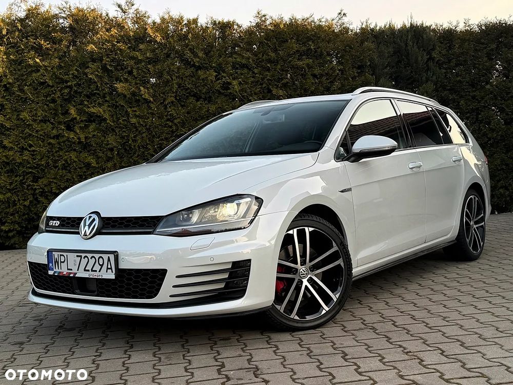 Volkswagen Golf 2.0 TDI BMT GTD - 28