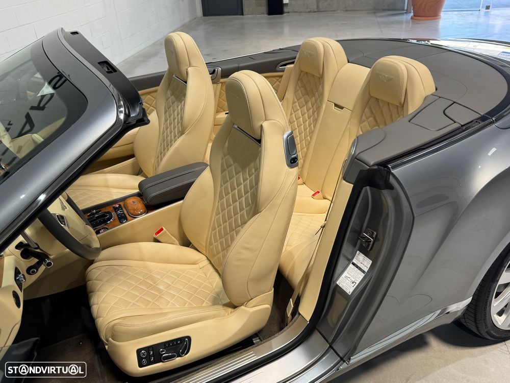 Bentley Continental Cabrio GT V8 Convertible - 25