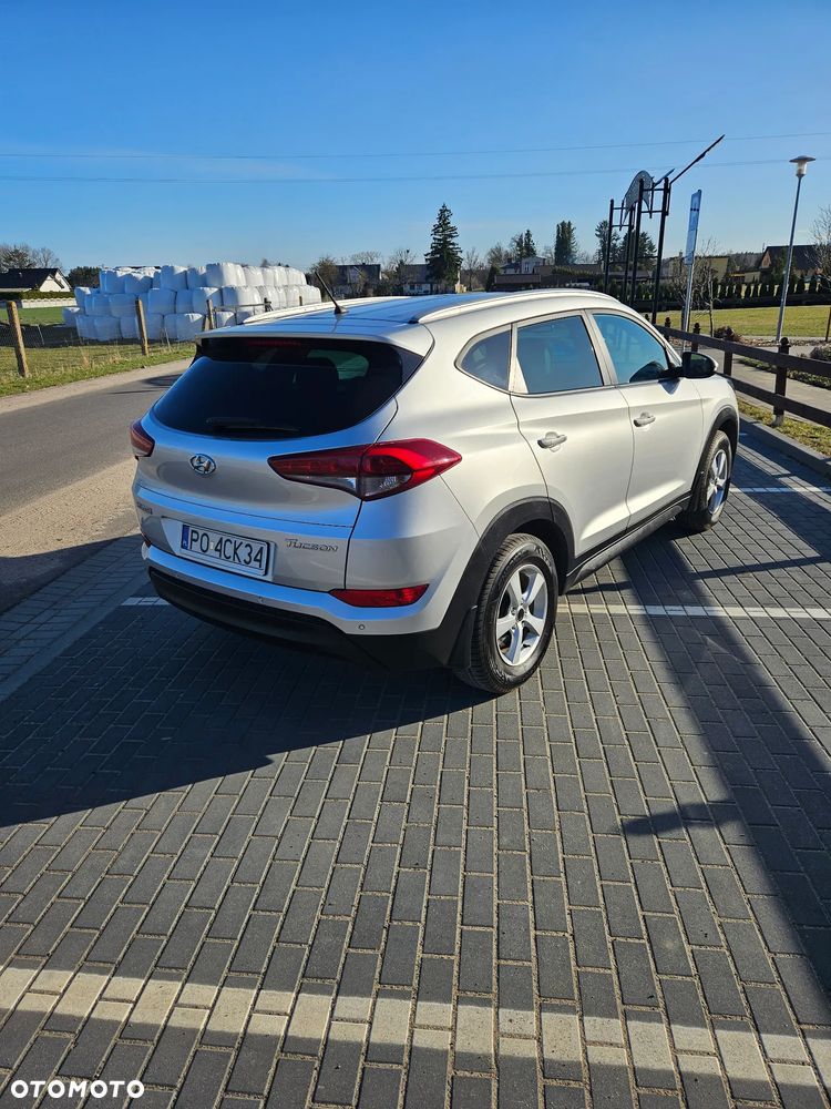 Hyundai Tucson 1.6 GDI BlueDrive Comfort 2WD - 2