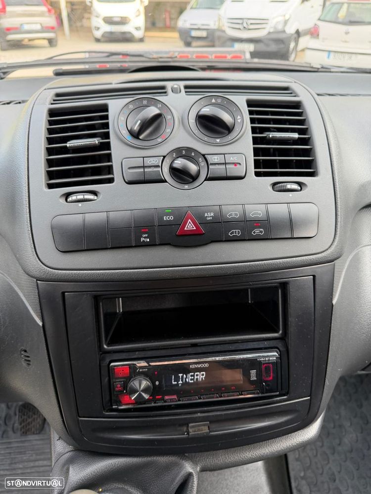 Mercedes-Benz Vito 110 Extra Longa - 18