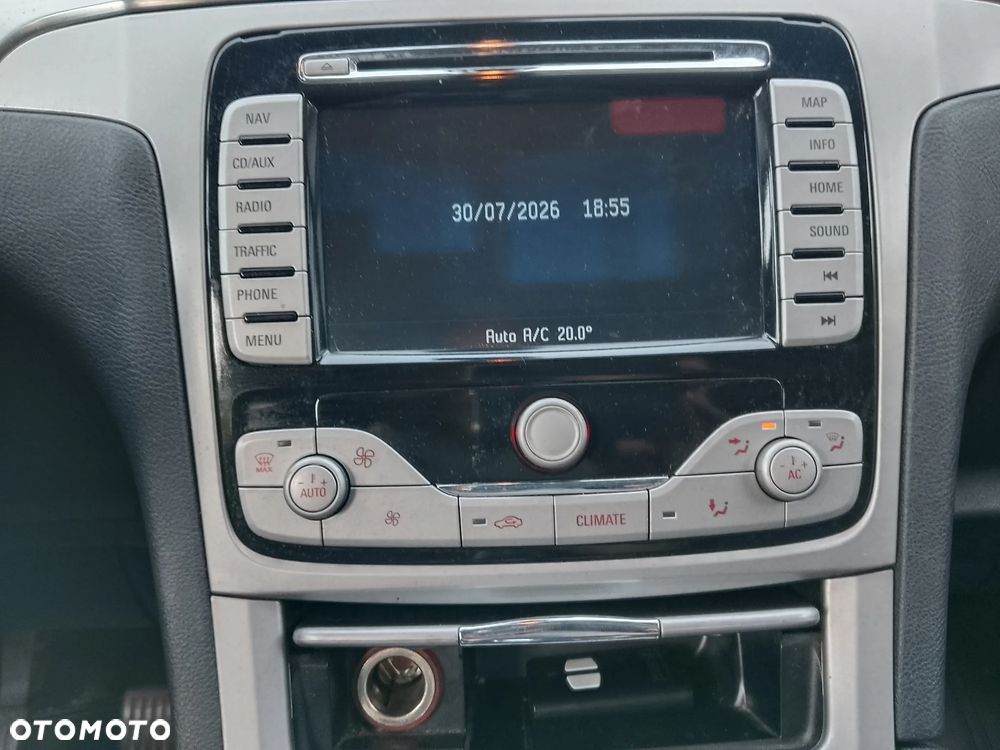 Ford S-Max - 10
