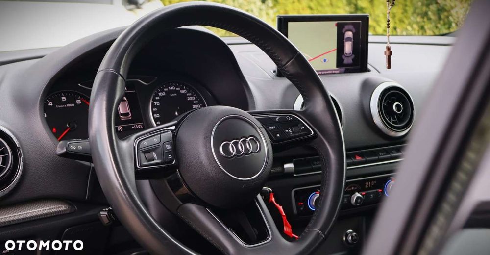 Audi A3 Sportback - 12