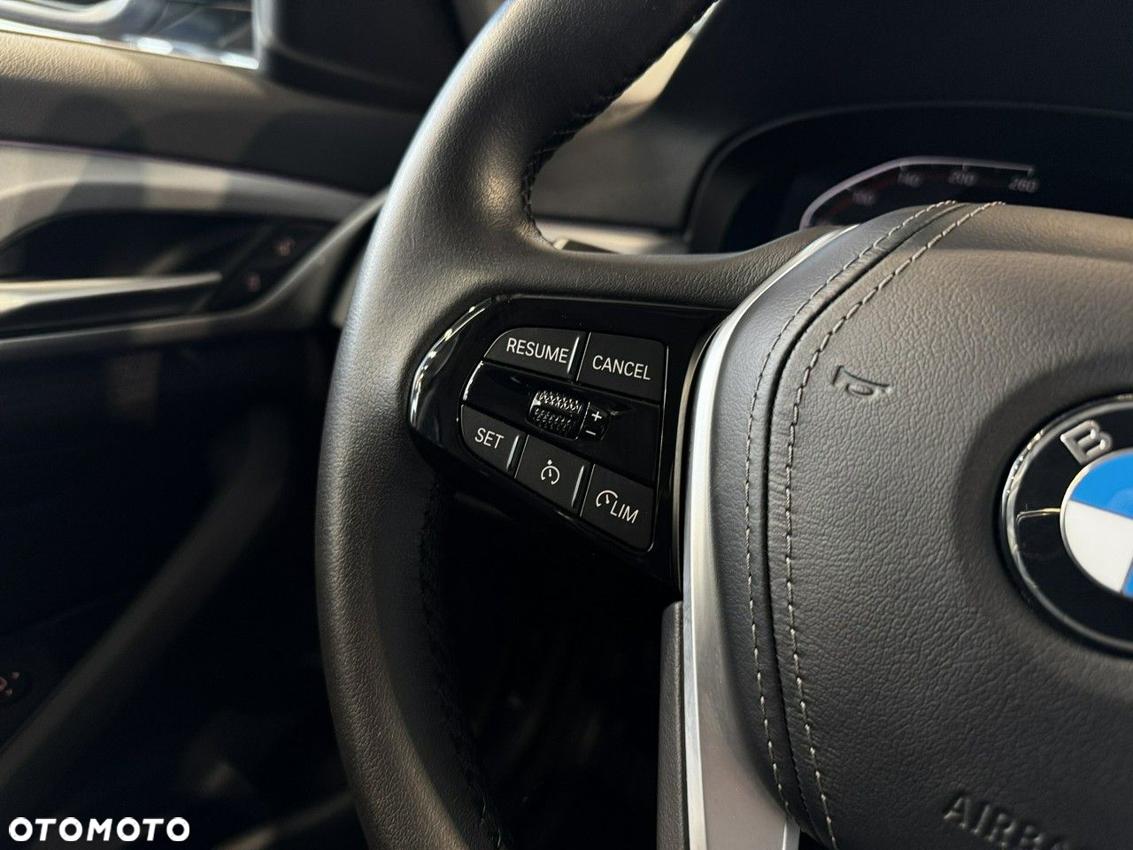 BMW Seria 5 - 24