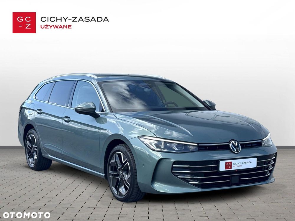 Volkswagen Passat Variant 2.0 TDI SCR Elegance DSG - 8