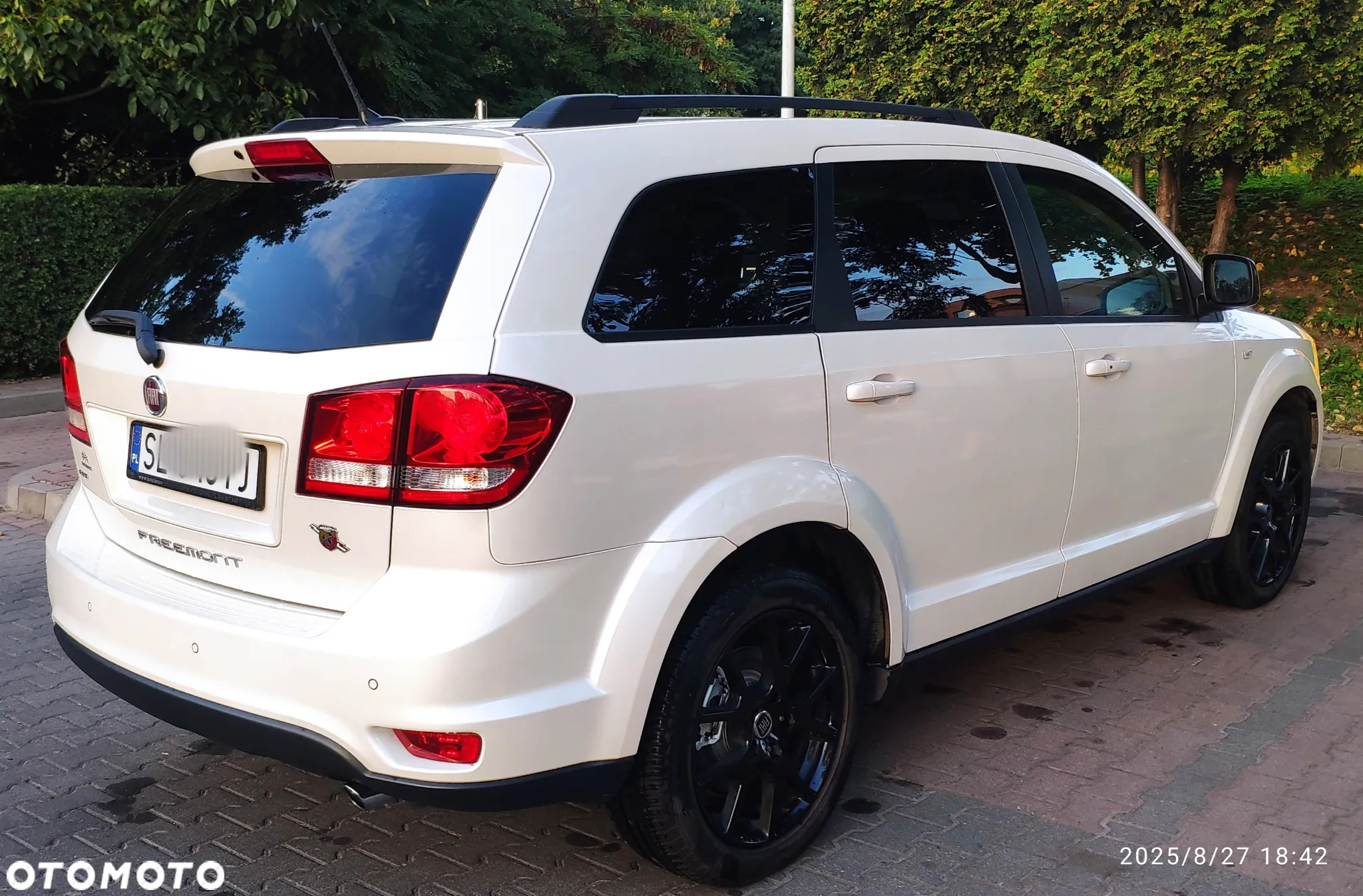 Fiat Freemont 2.0 Multijet Black Code AWD - 3