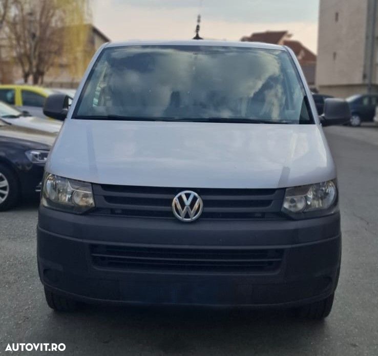 Volkswagen Transporter - 1