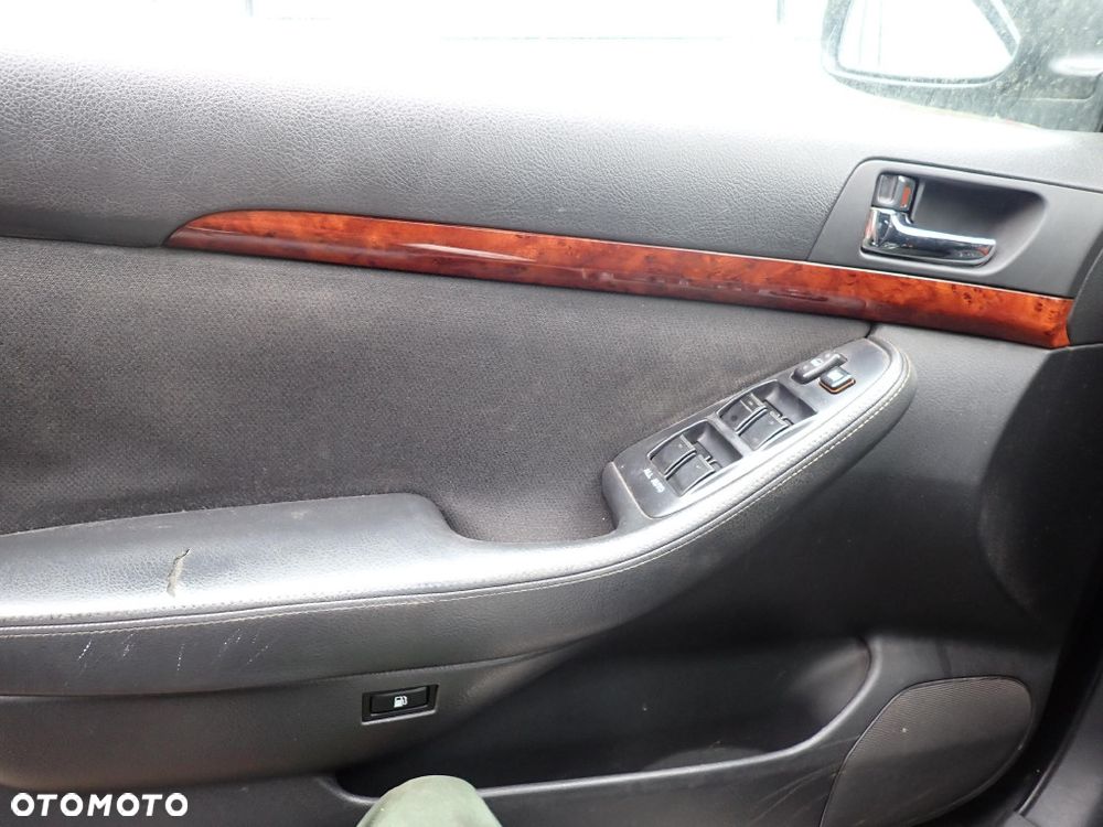 CZĘŚCI - Toyota Avensis II T25 2,0 VVT-i 147KM 1AZ-FSE KOMBI lakier 209 2005r. INDEX - 9989 - 12