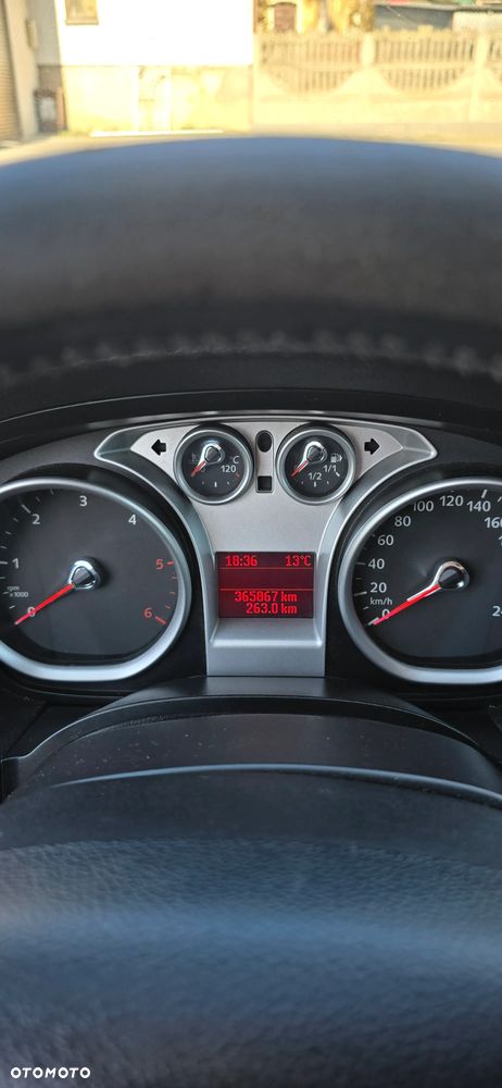 Ford Kuga 2.0 TDCi 4x4 Trend - 13