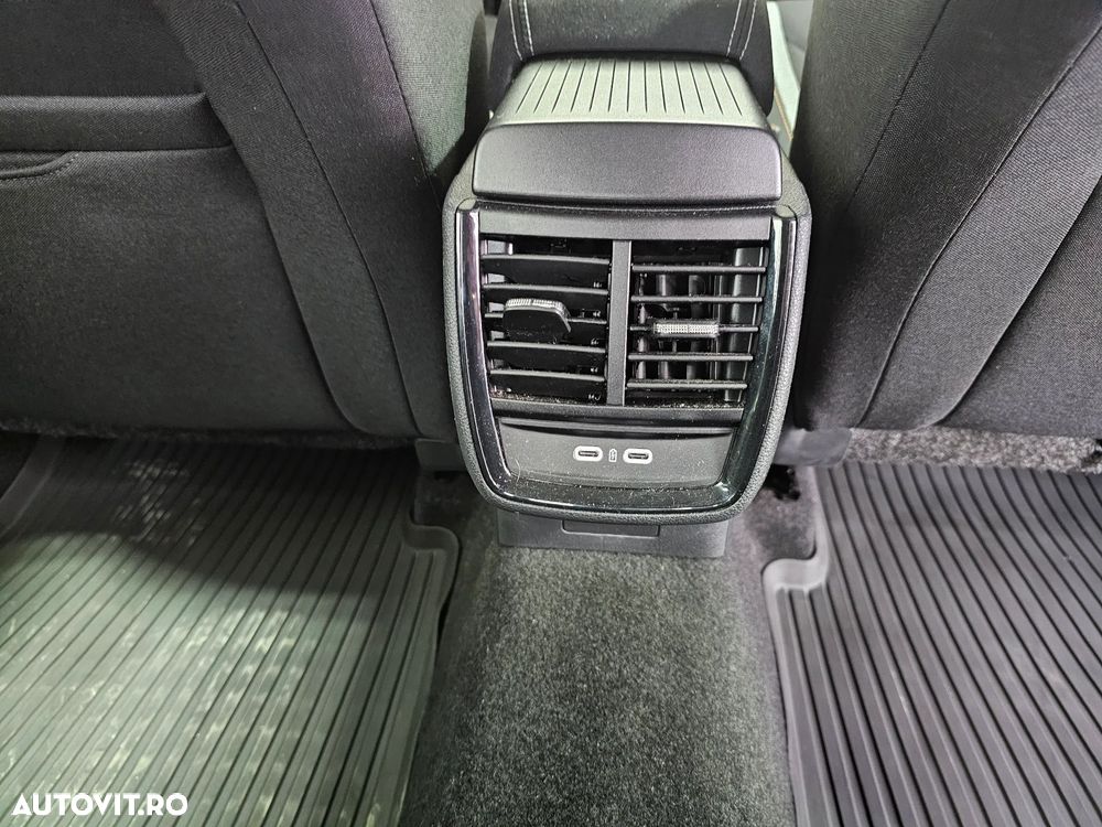 Skoda Kamiq 1.5 TSI DSG Selection - 25