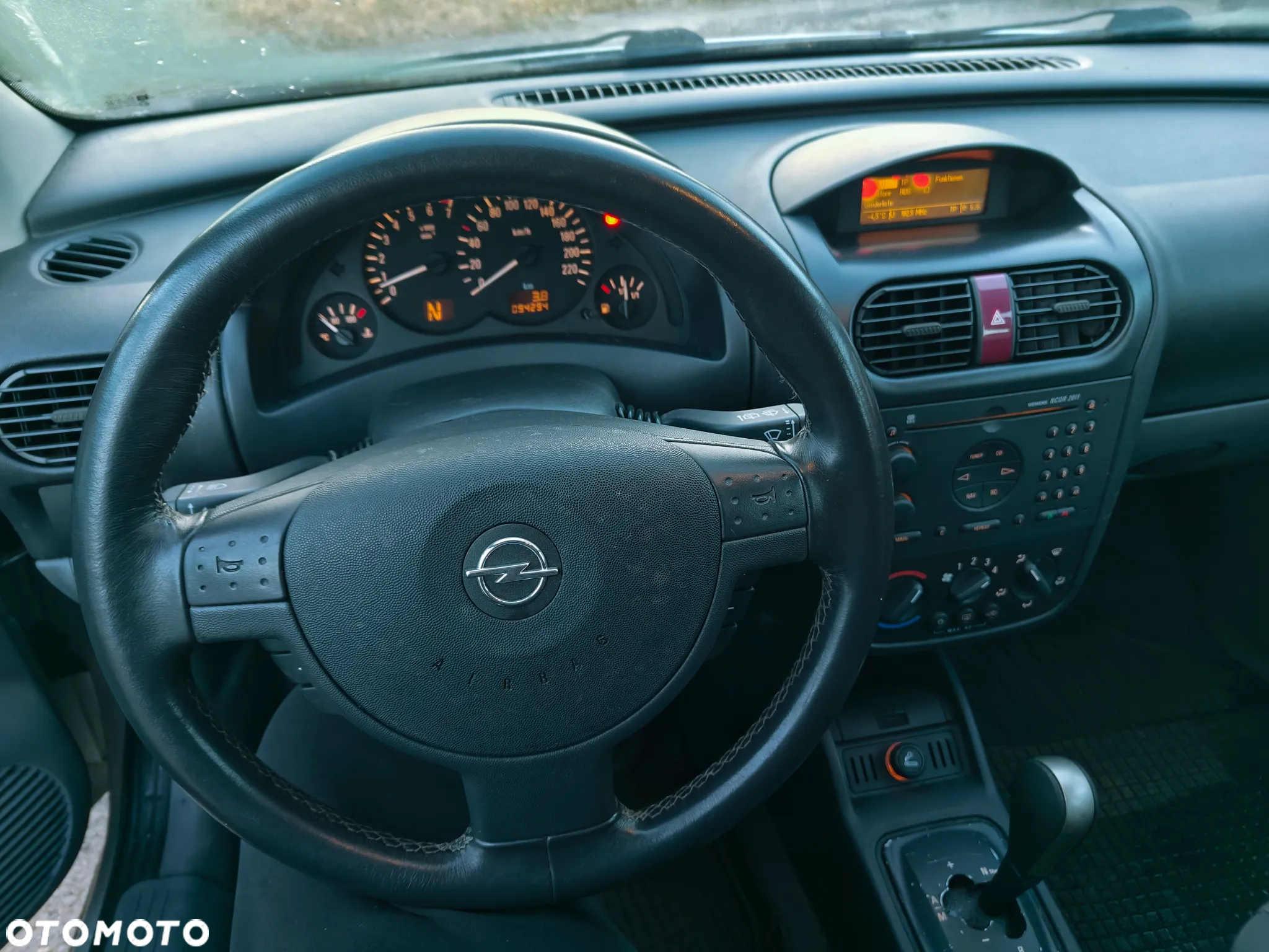 Opel Corsa 1.2 16V Elegance Easytronic - 11
