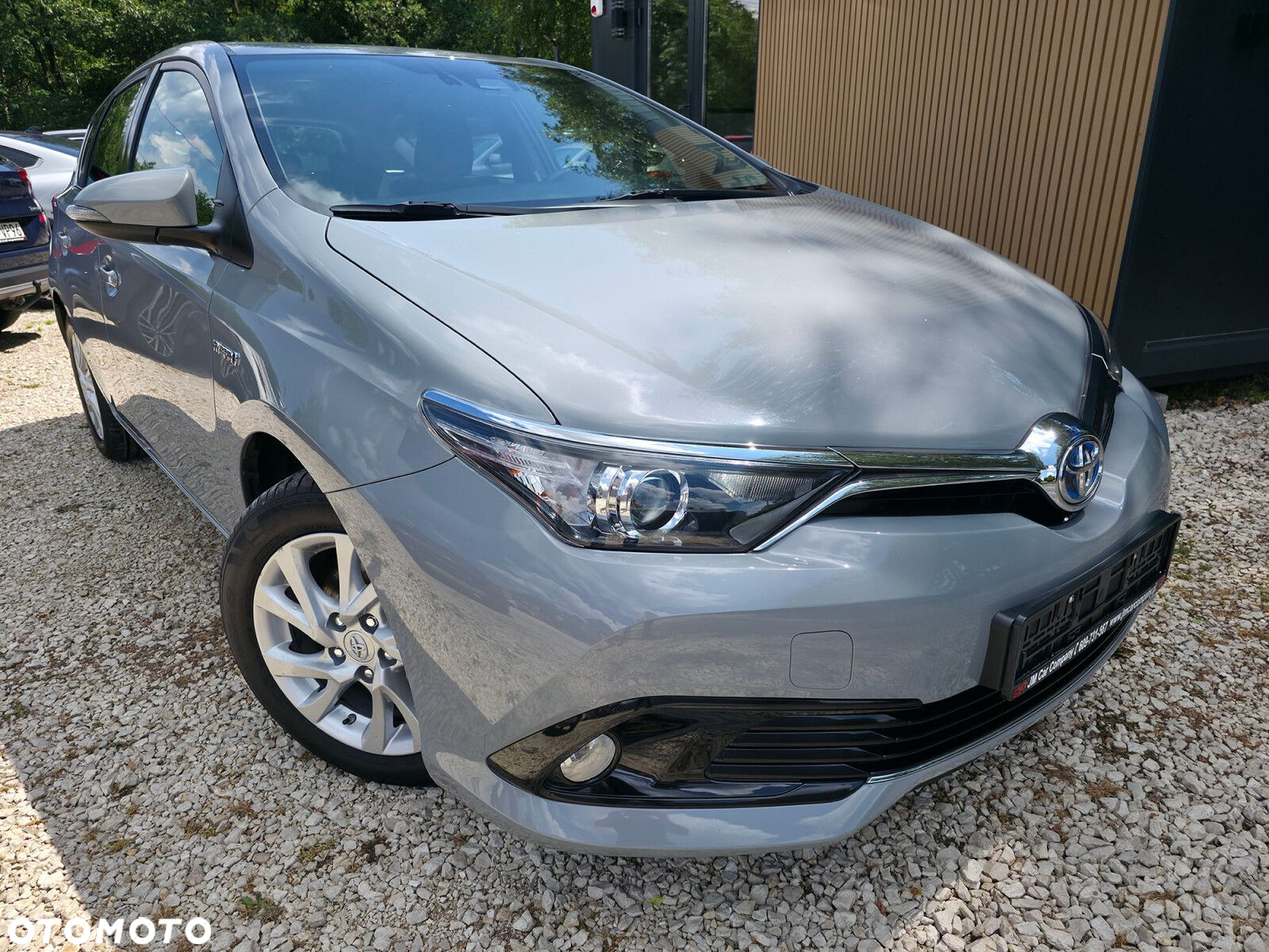 Toyota Auris - 2