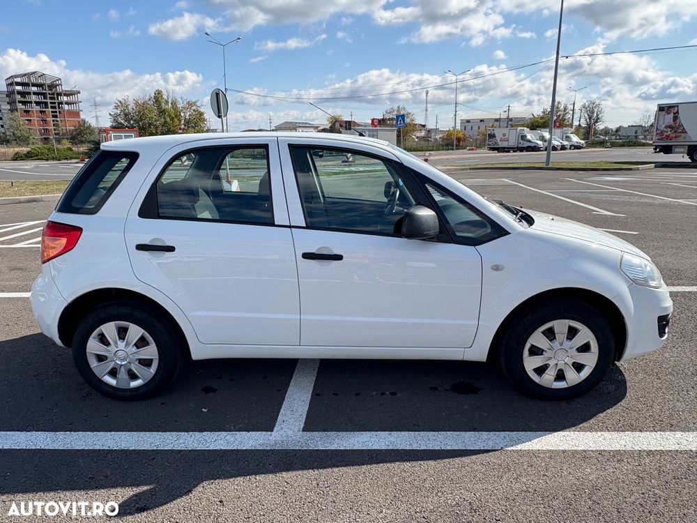 Suzuki SX4 - 5