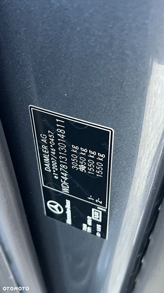 Mercedes-Benz Klasa V 220 CDI lang 7G-TRONIC Avantgarde Edition - 27